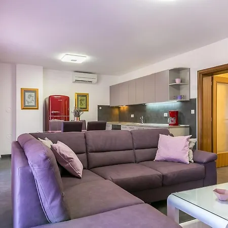 Marijan 2 - A4 - A48570 Appartement *